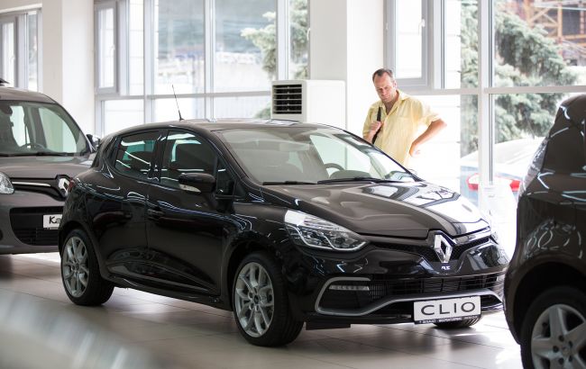 Тарифи до 100 тисяч гривень. Скільки доведеться заплатити за номери авто в Україні