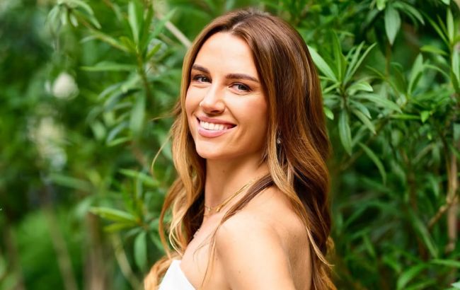 Модний лайфхак від дружини Решетніка: з чим носити довгі шорти