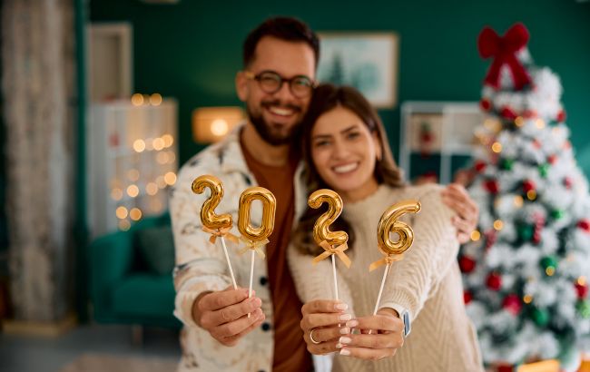 Що вдягнути на Новий рік 2026: поради жінкам та чоловікам за знаками Зодіаку