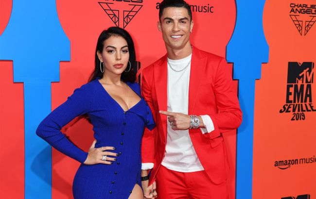 Роналду готується до весілля: коли одружаться Кріштіану та Джорджина