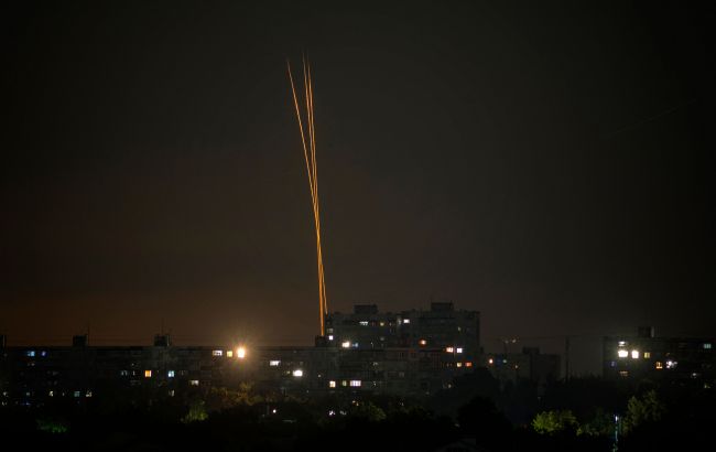 В Бєлгороді масштабний блекаут: тисячі росіян сидять без світла