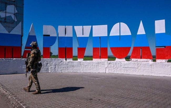 Удар по окупованому Маріуполі та околицях: Андрющенко розкрив подробиці "прильотів"