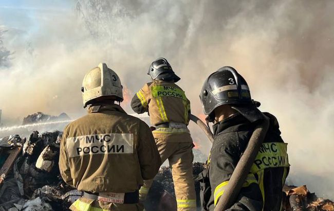 Росіяни поскаржились на вибухи  в Твері: ЗМІ пишуть про влучання в районі нафтобази