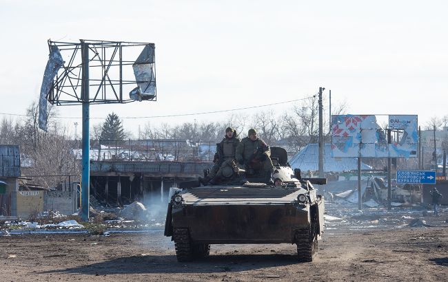 Інформаційні кулі для ворога: куди звертатися і як себе убезпечити