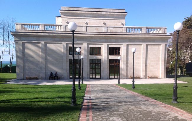 Метою була резиденція Путіна? З'явилися подробиці пожежі в російському Сочі