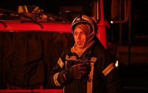 РФ второй раз за день ударила по многоэтажкам в Сумах (фото)