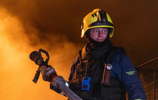 Ракеты и дроны с разных сторон, прилеты по высоткам, есть погибшие: все об атаке на Киев