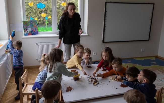 "Мрія" розширюється: застосунок запрацює в дитсадках та університетах України