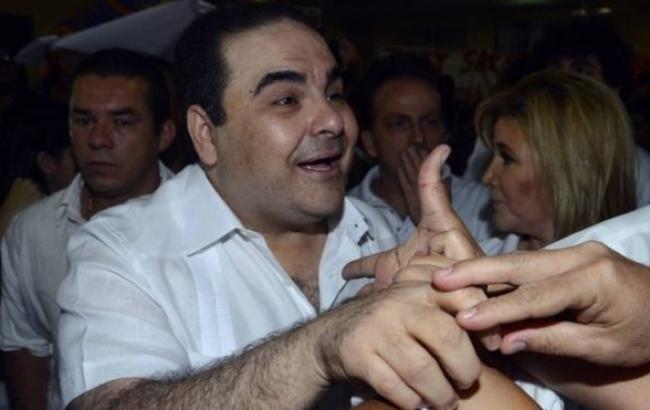 Экс-президент Сальвадора арестован по обвинению в отмывании денег