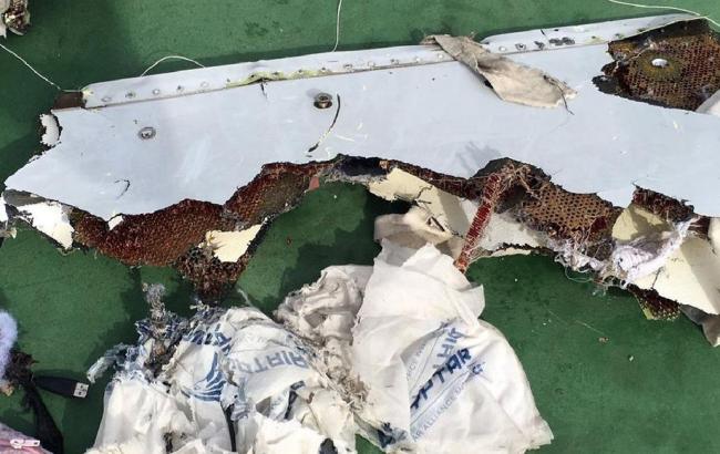 На уламках А320, що розбився у Середземному морі, знайшли сліди тротилу