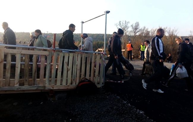 В Станице Луганской заработал обходной мост