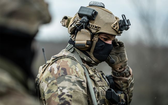 У Бердянську уражено скупчення росгвардійців разом з технікою: ГУР показало відео