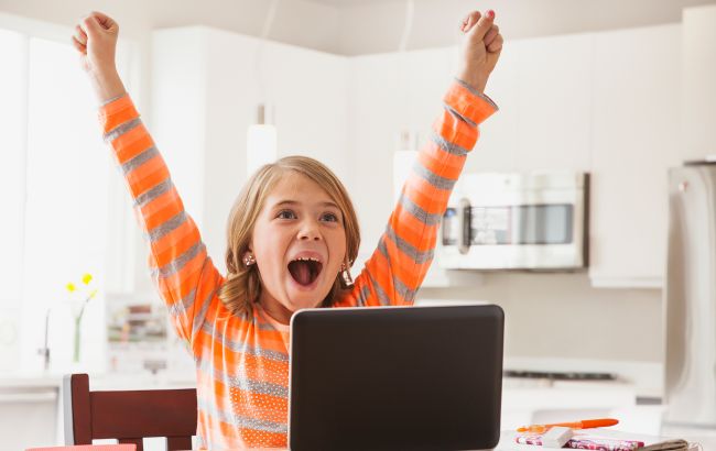 Стало известно, когда закончится учеба в школах Киевской области