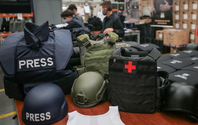 На Запорожье мошенница обманула 20 человек, которые хотели купить амуницию для военных