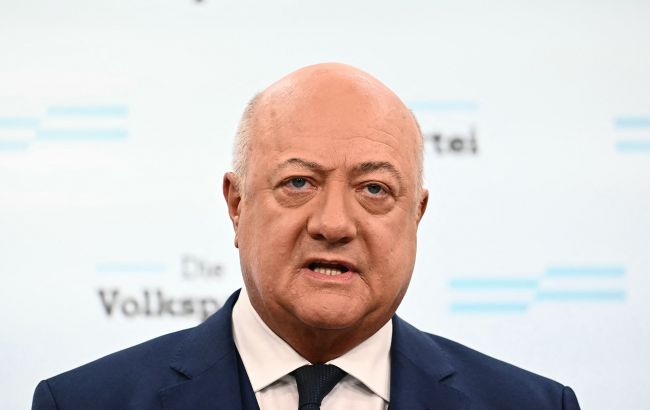 Австрія готова стати майданчиком для мирних переговорів щодо України, - канцлер