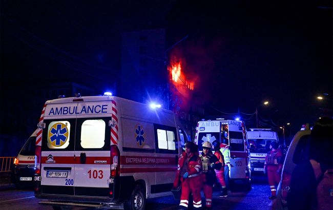 В Запорожье из-за ночного обстрела пострадали люди