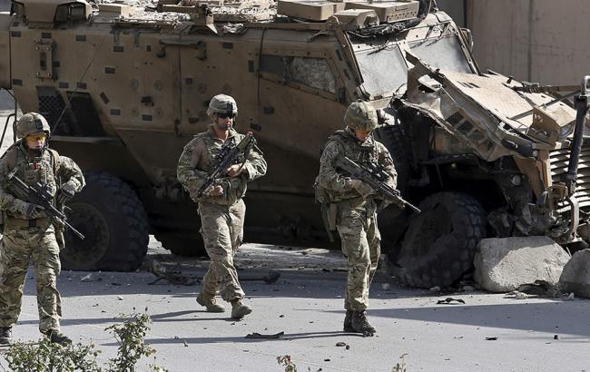 Афганский солдат обстрелял американских военнослужащих