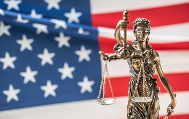 Адміністрація Трампа подала апеляцію на поновлення звільнених держслужбовців