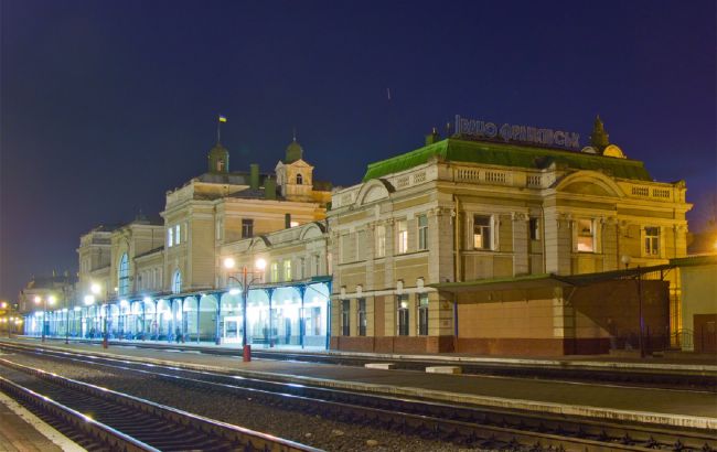 На вокзалі Івано-Франківська спростили життя пасажирам: про що йдеться