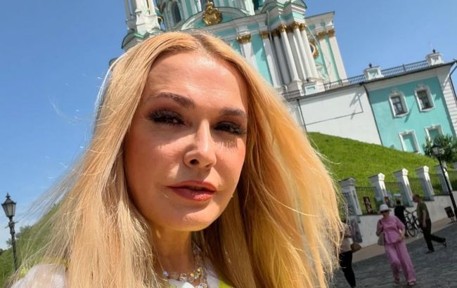 "Четвертий рік без тебе". Ольга Сумська зворушила рідкісними фото мами