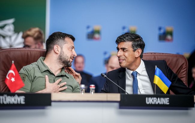 Без запрошення, але зі зброєю та гарантіями. Чим для України закінчився саміт НАТО