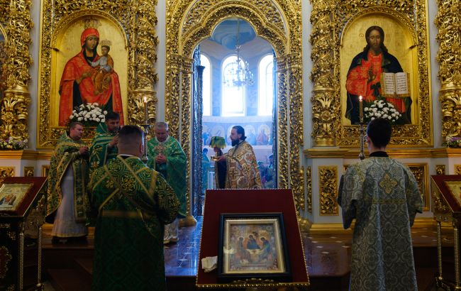Пострадянська традиція: священник пояснив, як і чому ПЦУ "відзначає" 1 вересня