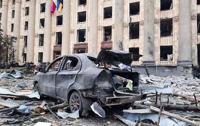 Оккупанты ночью били по жилым домам Харькова