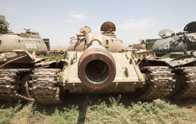 Акт відчаю. Росія відправляє на війну музейні експонати, - CNN