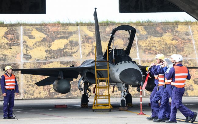 Російська авіація готує новий стелс‑винищувач: що відомо про старт виробництва Су‑75