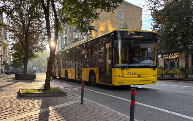 Через атаку РФ у Києві частково змінено рух громадського транспорту