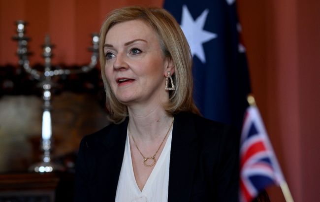 Украина должна изгнать российские войска из Крыма и Донбасса, - глава МИД Британии