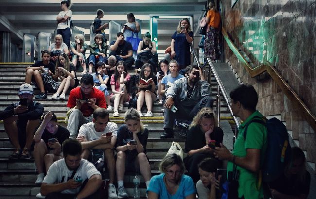 В Києві та кількох областях України оголошена тривога через ракетну атаку (оновлено)