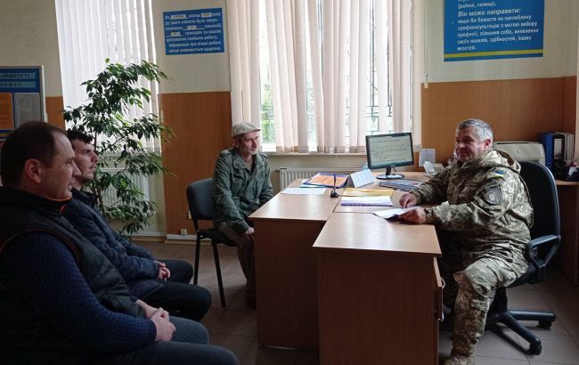 Неявка в ТЦК може не бути порушенням. Кабмін запропонував поважні причини