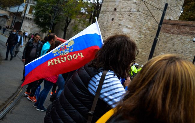 У Туреччині поляки почали бити російських туристів: персонал просто спостерігає (фото)