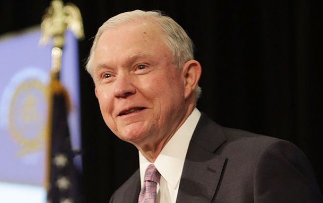 Міністр юстиції США виступить перед Сенатом у справі про зв'язки Трампа з РФ