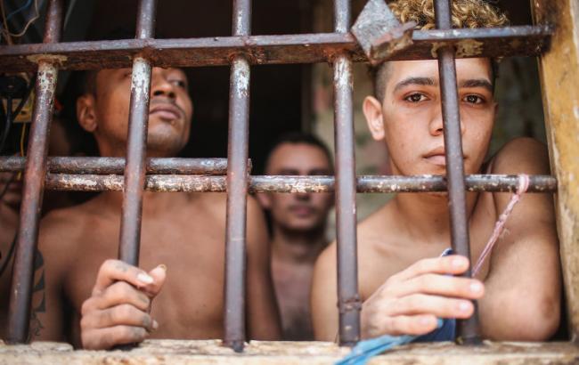 У Бразилії під час бунту в колонії загинуло 7 підлітків