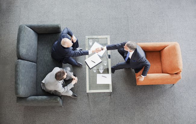 Продажа доли в имуществе: обязательно ли спрашивать разрешение у других владельцев