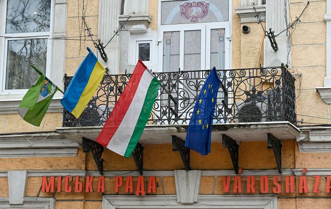 Венгрия продолжает блокировать согласование финального комьюнике саммита ЕС