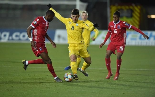 Сборная Украины вырвала победу у Люксембурга благодаря автоголу
