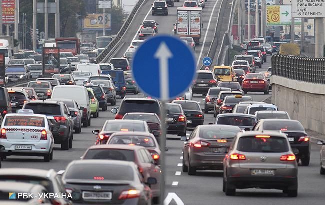 МВД облегчило передачу автомобильных номеров