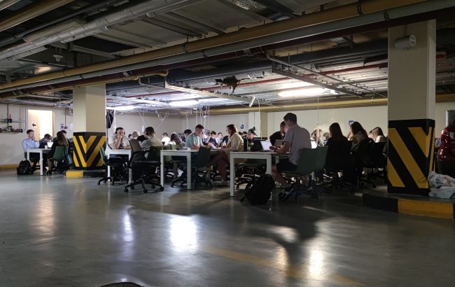 Могут ли киевлян не пускать в паркинги во время атак: разъяснение КГГА