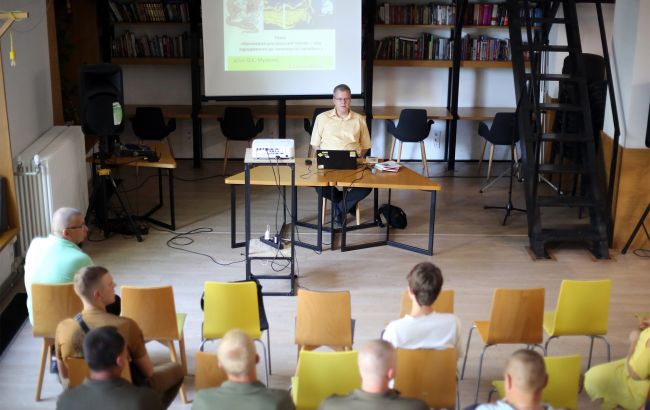 "Так ми країну не збудуємо". Стало відомо, скільки заробляють викладачі українських вишів