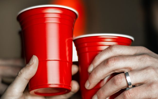 Вчені назвали напій №1, який прискорює старіння. Його люблять дорослі і діти