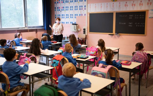 Как будут учиться дети - онлайн или офлайн? Шкарлет сделал важное заявление