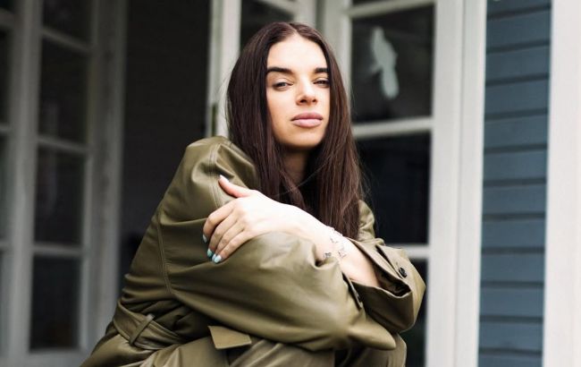 Как выглядит самая модная обувь на лето: жена Усика задает тренды