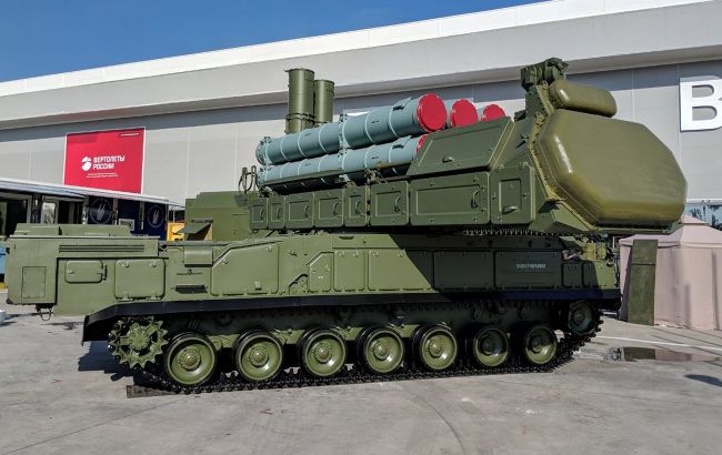 Минус "Бук-М1" и командный пункт: Украина нанесла серию ударов по объектам РФ