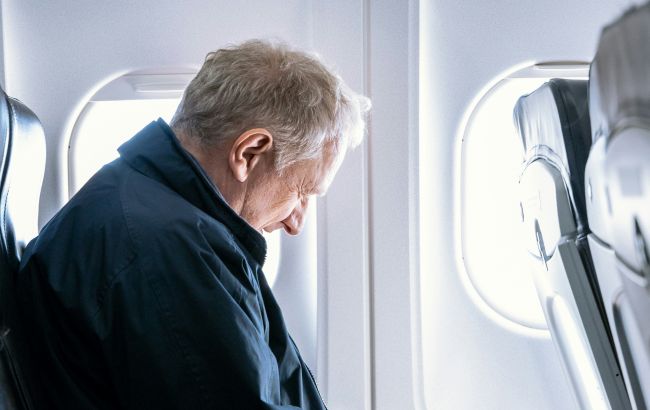 Що відбувається, якщо пасажир помирає в літаку: правда без цензури