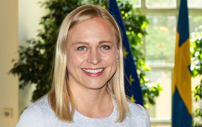 Голова МЗС Фінляндії Еліна Валтонен: Ми не можемо висувати жодних умов Україні