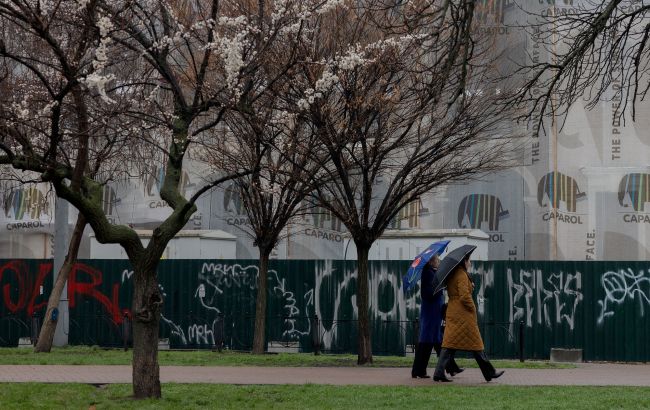 Весеннее тепло отступает? Какая погода будет в Украине завтра и почему все изменится позже