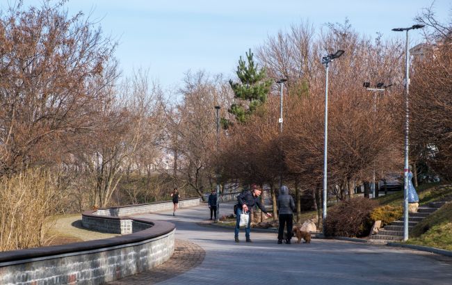 Плюс даже ночью, но приближается похолодание: названа дата, когда погода изменится